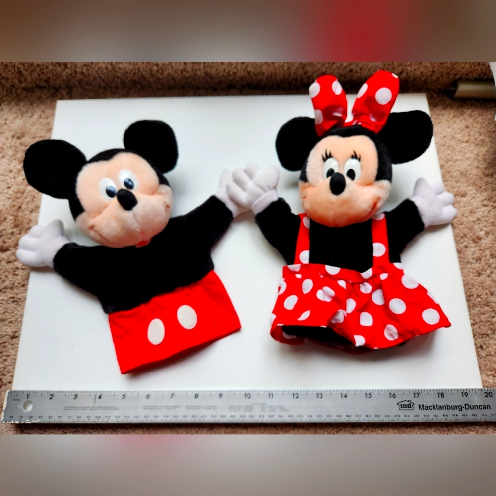 Minnie and Mickey puppet pair